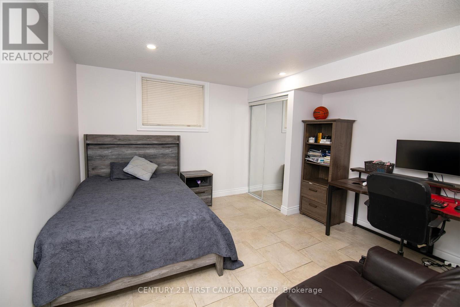 1728 Beaverbrook Avenue, London North, Ontario  N6H 0E4 - Photo 26 - X12208070