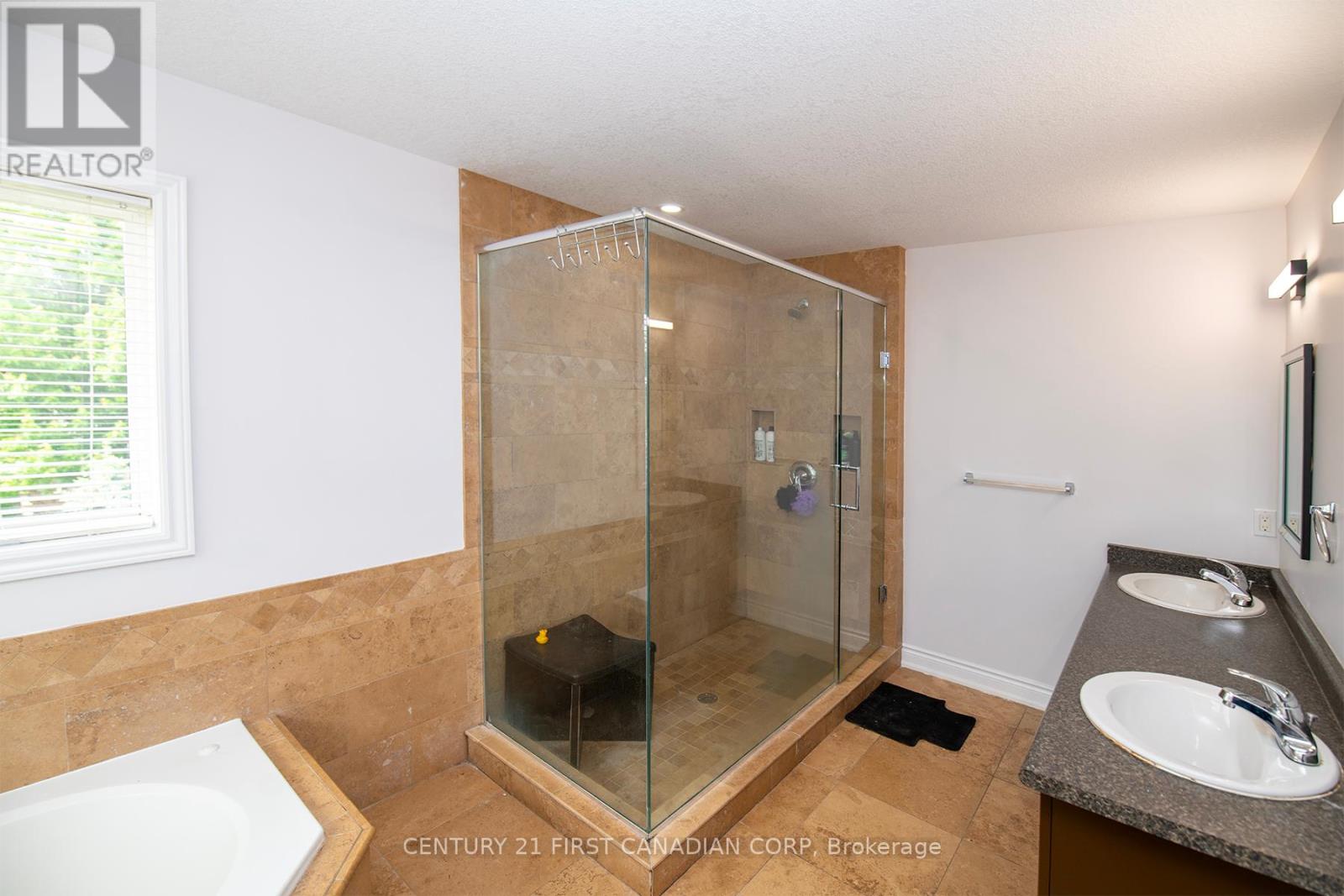 1728 Beaverbrook Avenue, London North, Ontario  N6H 0E4 - Photo 42 - X12208070