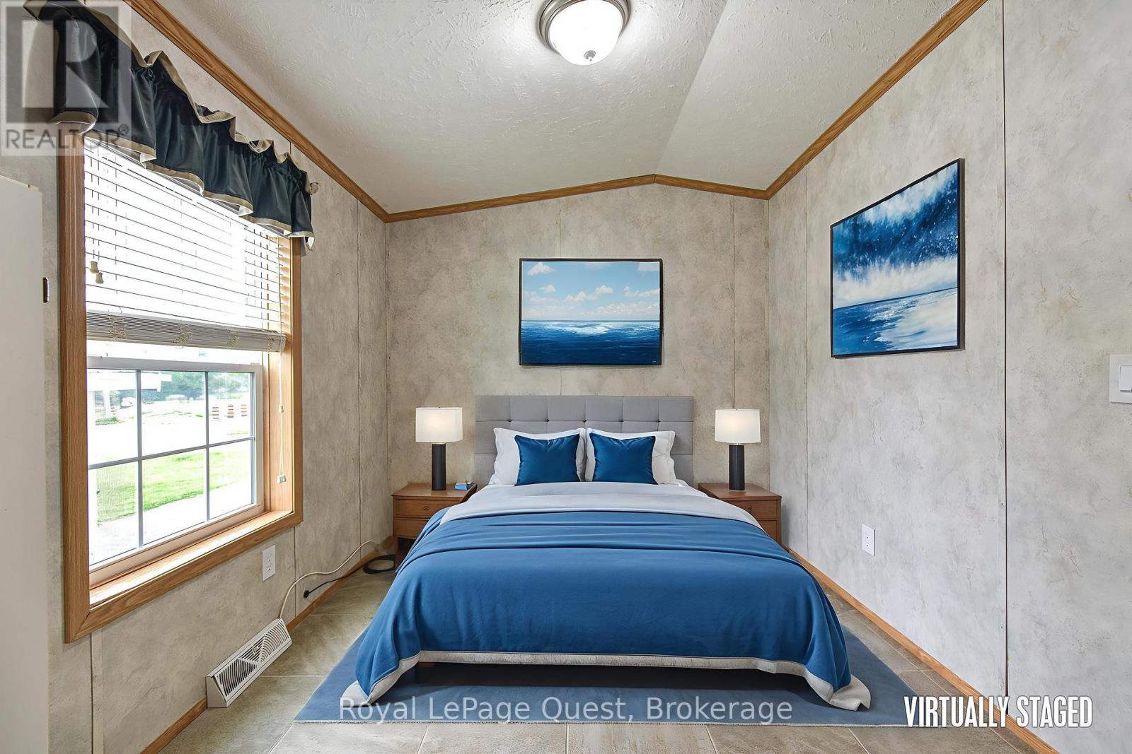 4106 Elaine Street, Severn, Ontario  L3V 6H4 - Photo 23 - S12209843