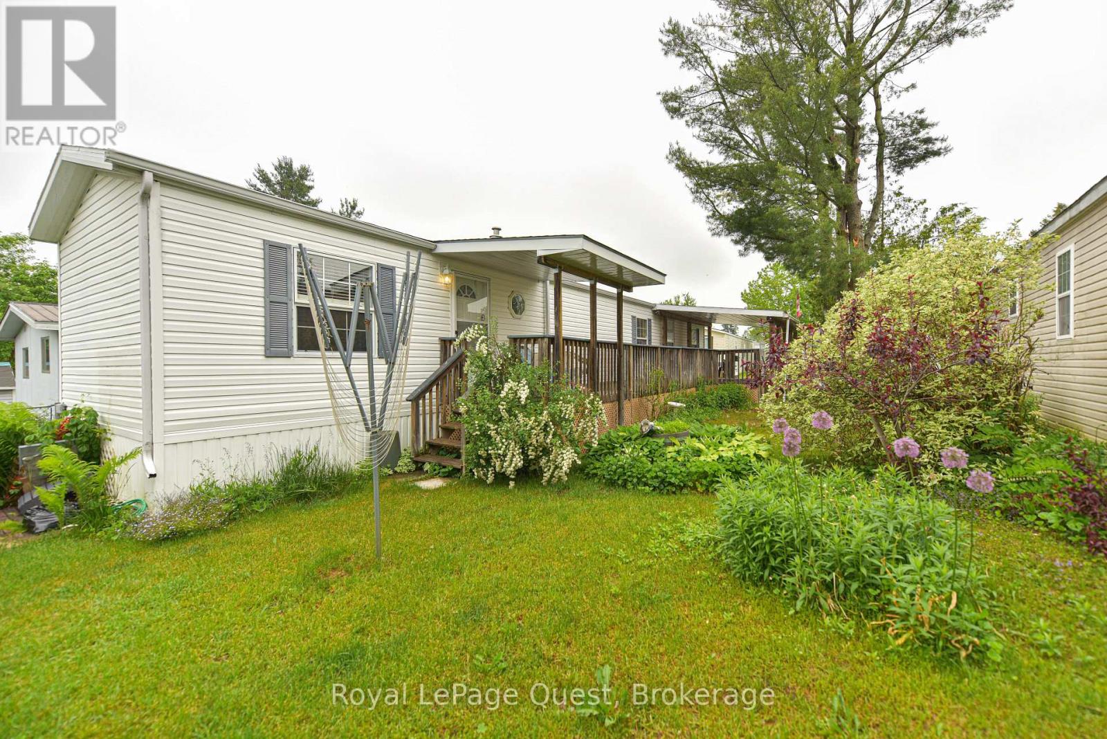 4106 Elaine Street, Severn, Ontario  L3V 6H4 - Photo 5 - S12209843