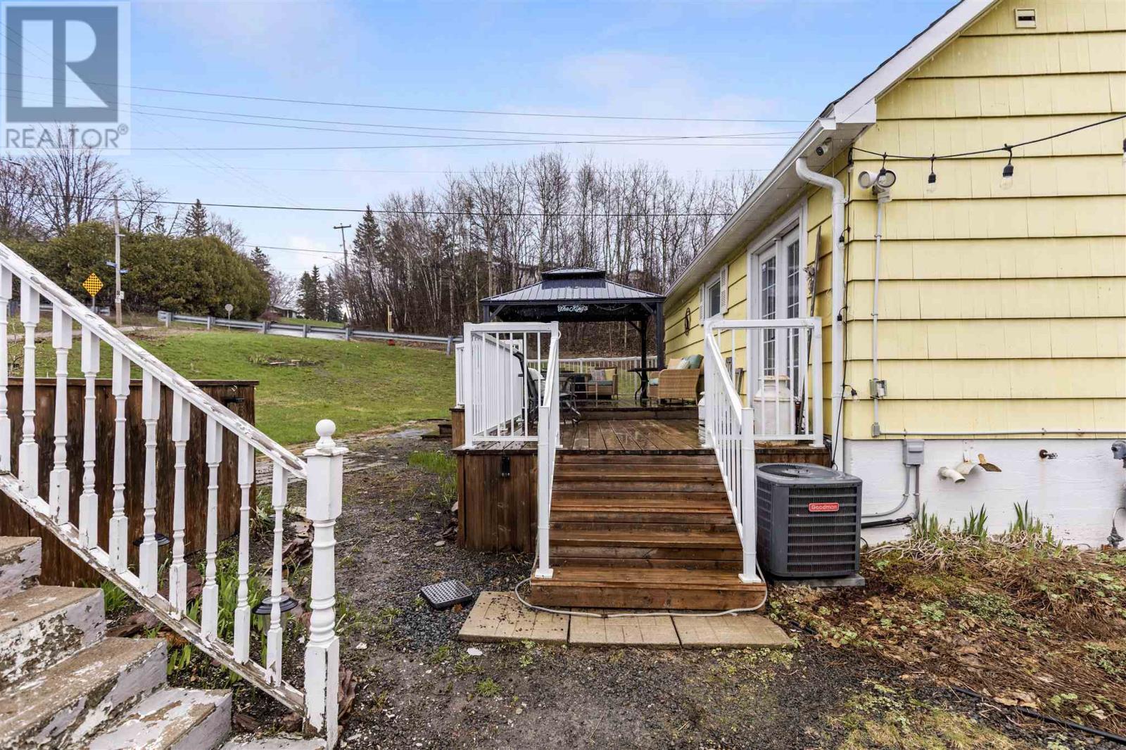 525 North St, Sault Ste. Marie, Ontario  P6B 2B5 - Photo 4 - SM250948