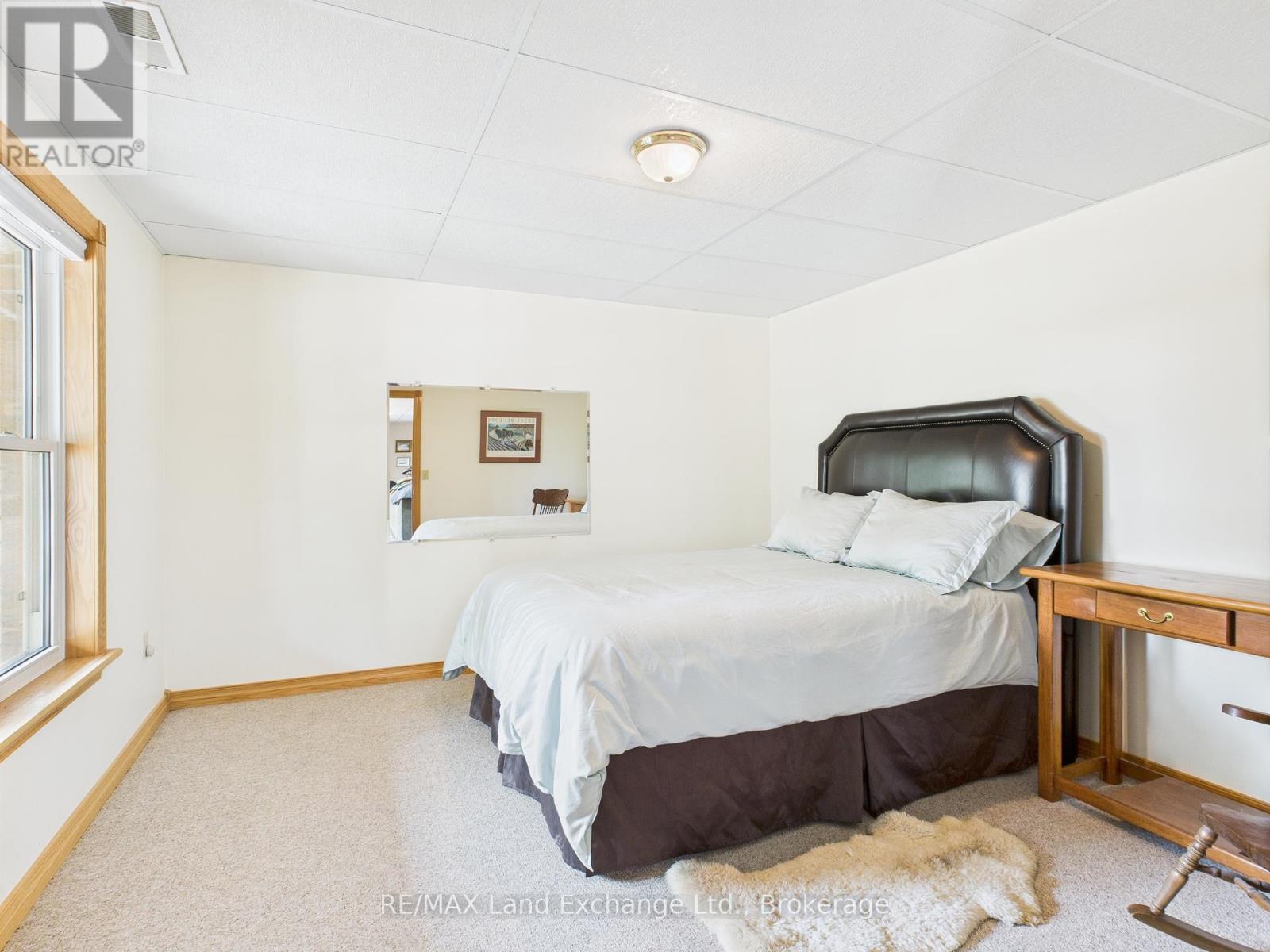 390 Paradise Lake Street, Huron-Kinloss, Ontario  N0G 2H0 - Photo 40 - X12209695