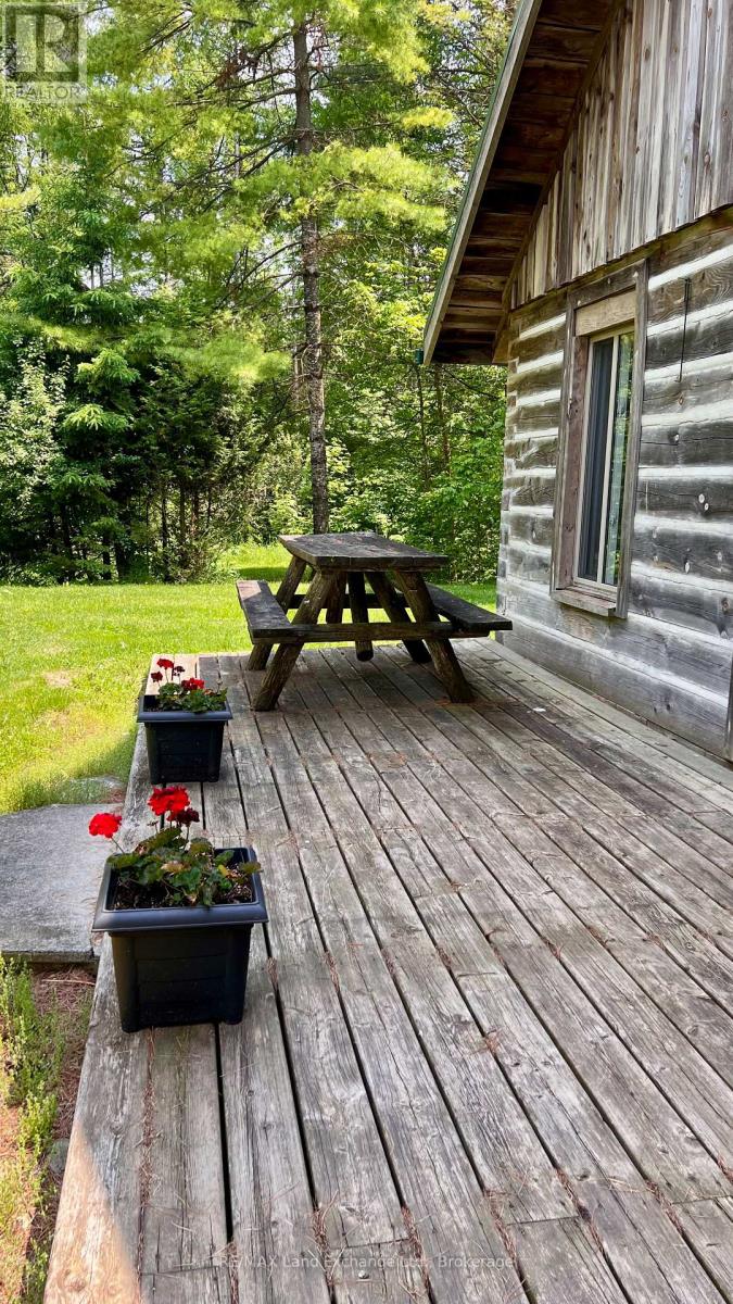 390 Paradise Lake Street, Huron-Kinloss, Ontario  N0G 2H0 - Photo 46 - X12209695