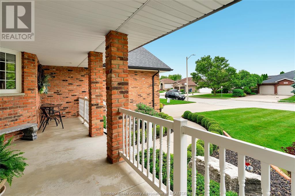 1594 Whitewood Drive, Lakeshore, Ontario  N0R 1A0 - Photo 6 - 25014632