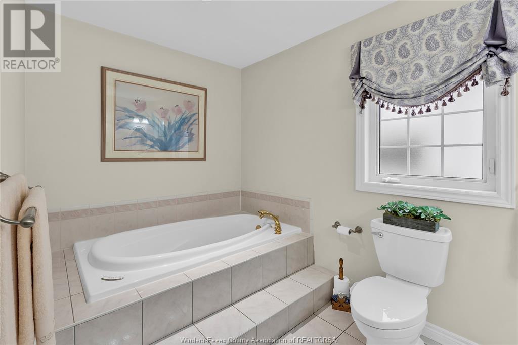 1594 Whitewood Drive, Lakeshore, Ontario  N0R 1A0 - Photo 20 - 25014632