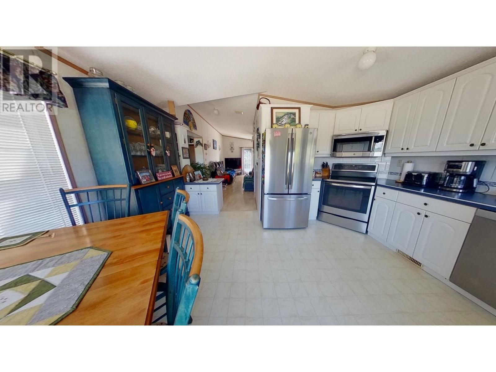 10874 261 Road, Fort St. John, British Columbia  V1J 4J2 - Photo 6 - R3013146