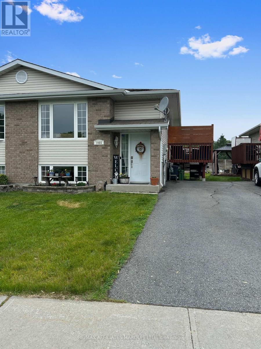 1855 CUMBERLAND STREET, Cornwall, Ontario