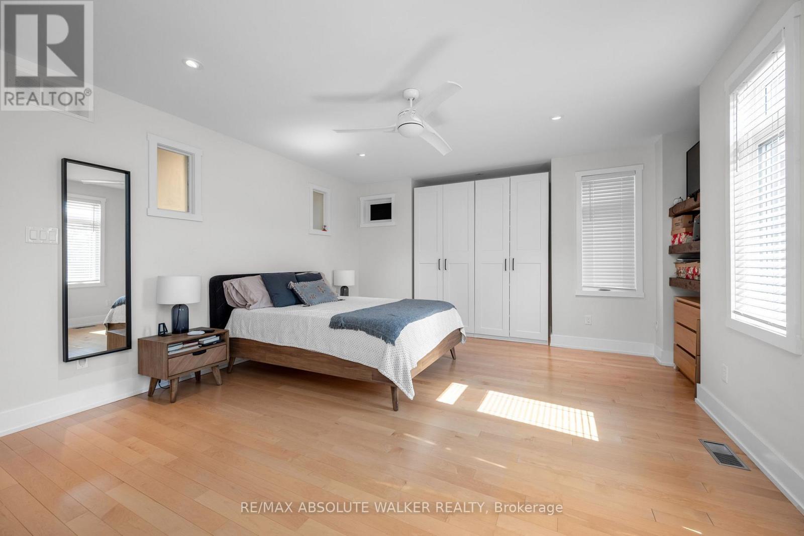 285 Kirchoffer Avenue, Ottawa, Ontario  K2A 1Y1 - Photo 21 - X12209801