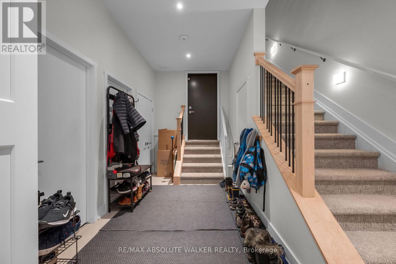 285 Kirchoffer Avenue, Ottawa, Ontario  K2A 1Y1 - Photo 40 - X12209801