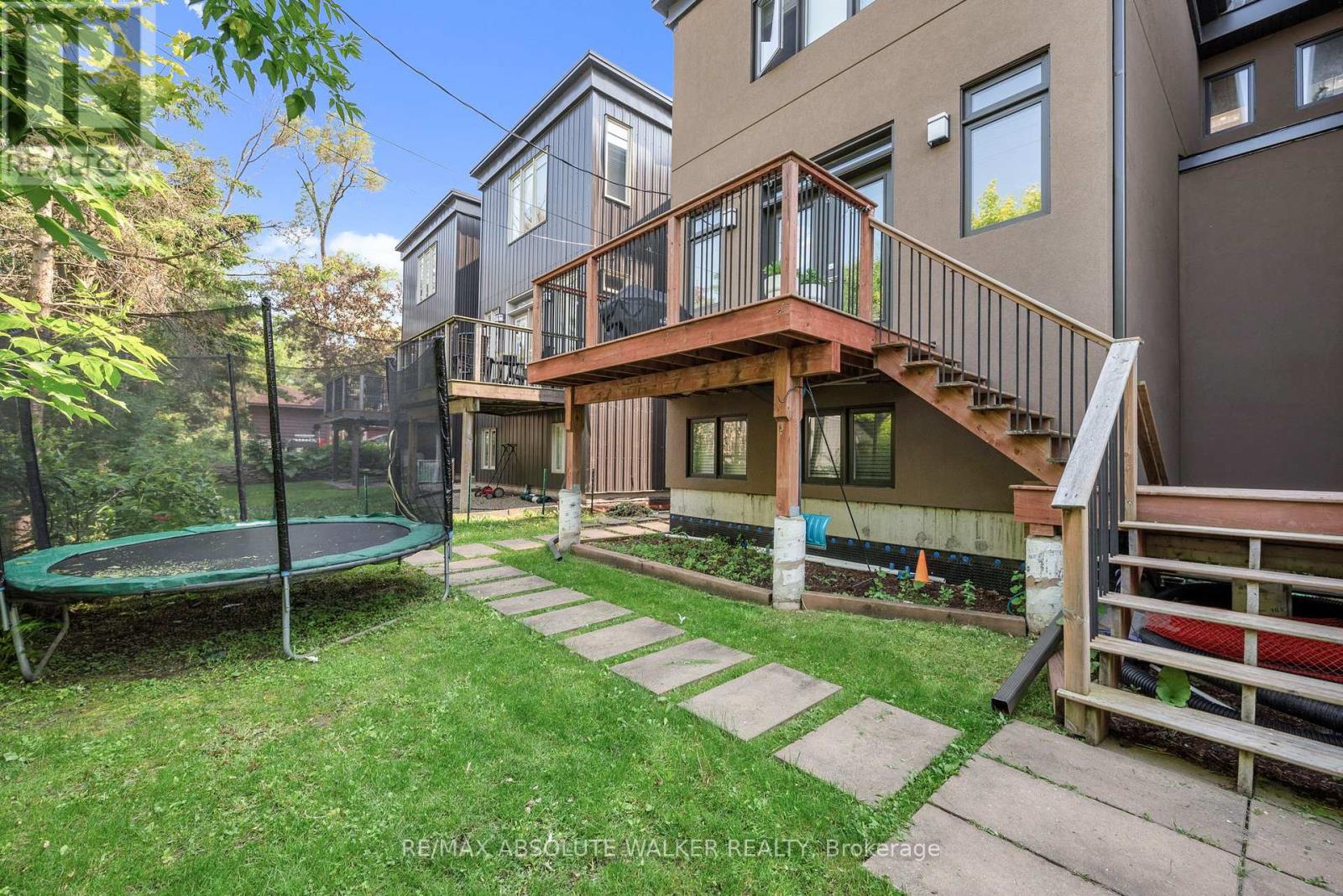 285 Kirchoffer Avenue, Ottawa, Ontario  K2A 1Y1 - Photo 42 - X12209801