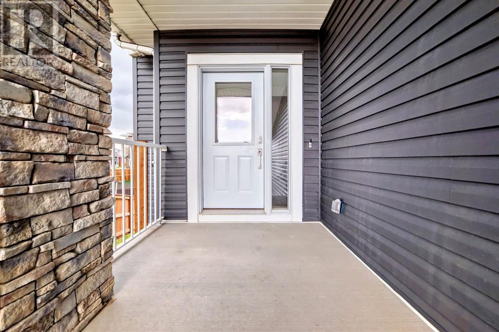 Property at 68 Chelsea Cape image 3