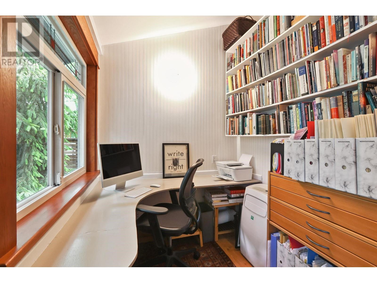 937 E 10th Avenue, Vancouver, British Columbia  V5T 2B3 - Photo 10 - R3013356