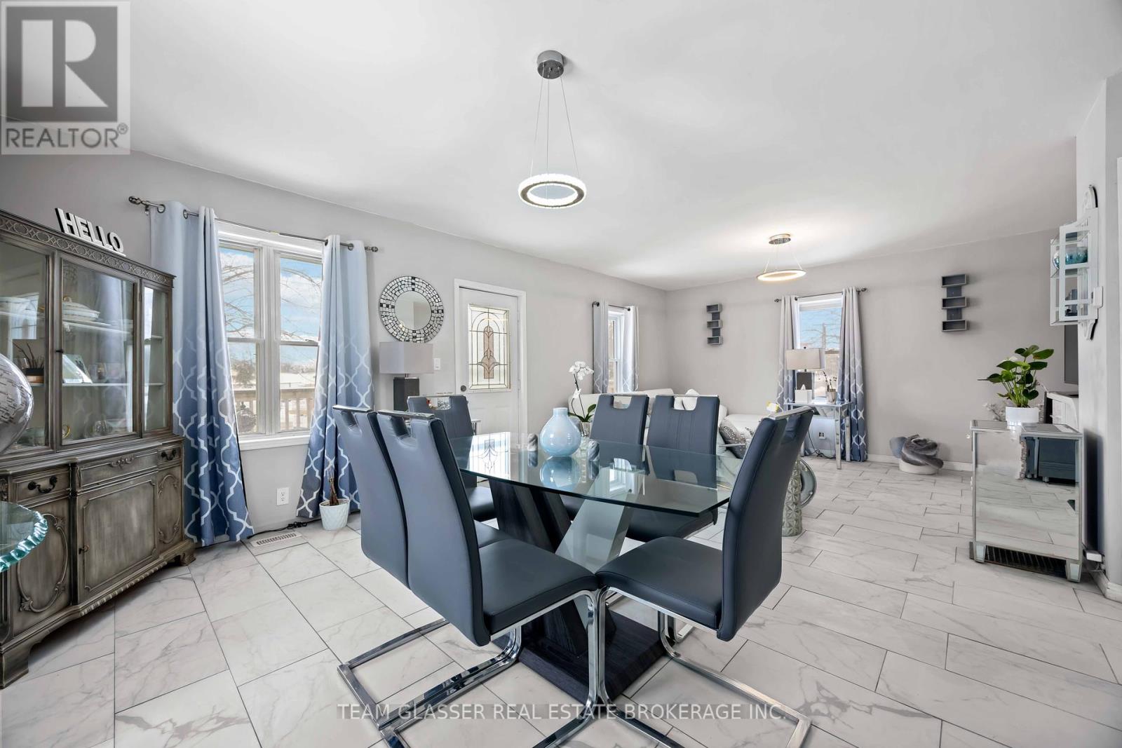 3240 Nauvoo Road, Brooke-Alvinston (Brooke Alvinston), Ontario  N0N 1A0 - Photo 3 - X12209671
