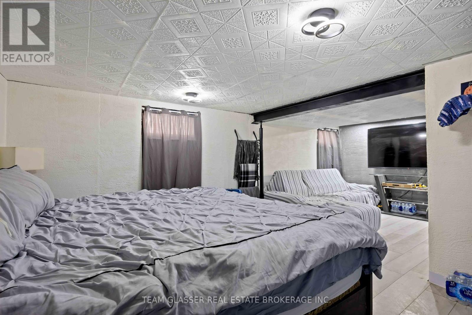 3240 Nauvoo Road, Brooke-Alvinston (Brooke Alvinston), Ontario  N0N 1A0 - Photo 26 - X12209671