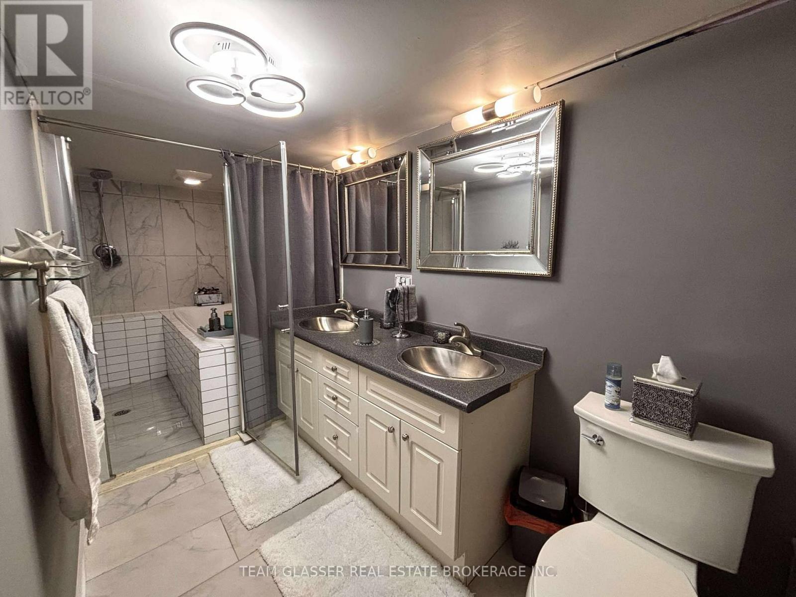 3240 Nauvoo Road, Brooke-Alvinston (Brooke Alvinston), Ontario  N0N 1A0 - Photo 30 - X12209671