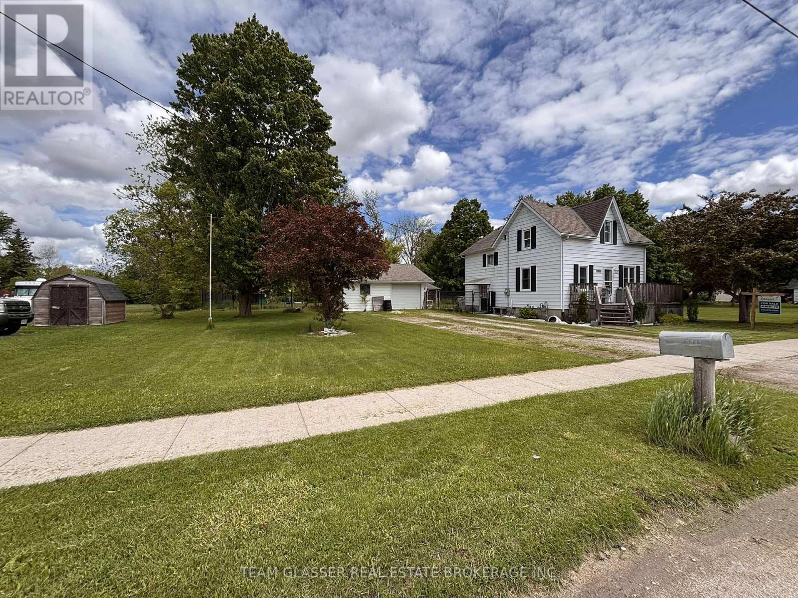 3240 Nauvoo Road, Brooke-Alvinston (Brooke Alvinston), Ontario  N0N 1A0 - Photo 34 - X12209671