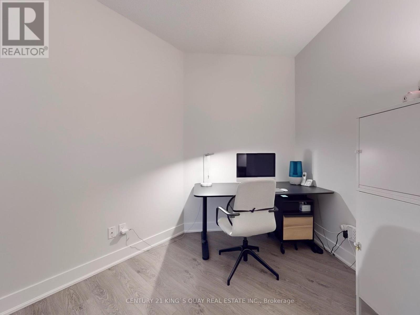 706 - 99 The Donway W, Toronto (Banbury-Don Mills), Ontario  M3C 0N8 - Photo 17 - C12209560