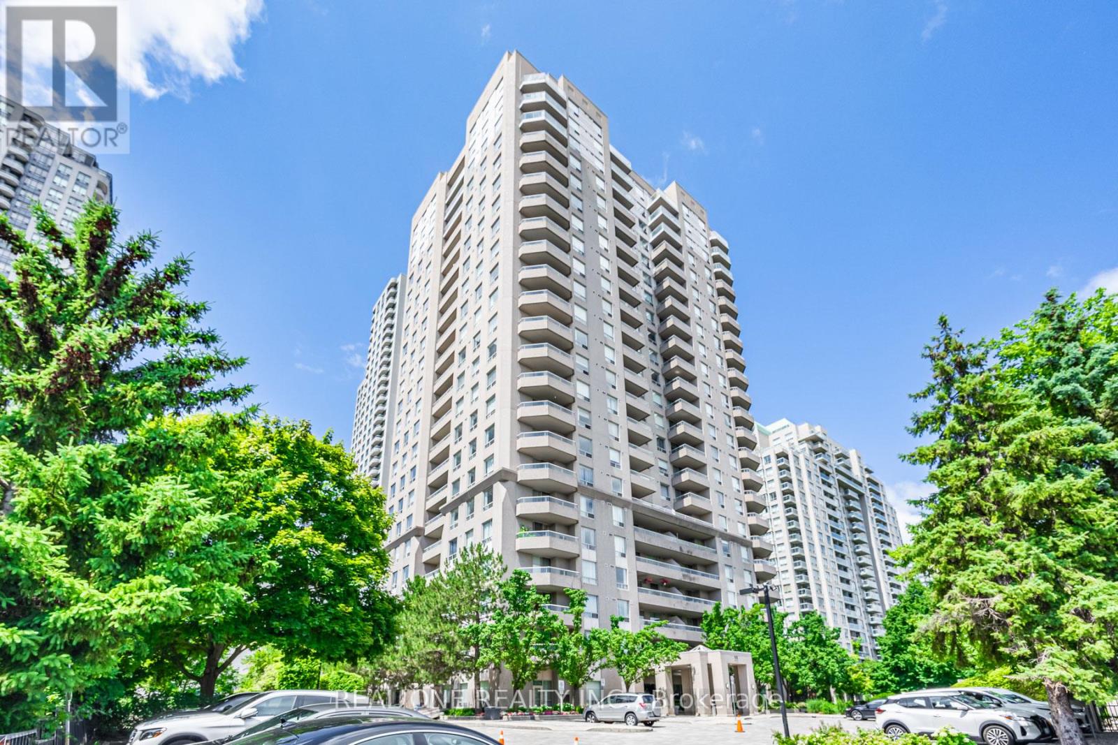 901 - 35 EMPRESS AVENUE, Toronto, Ontario