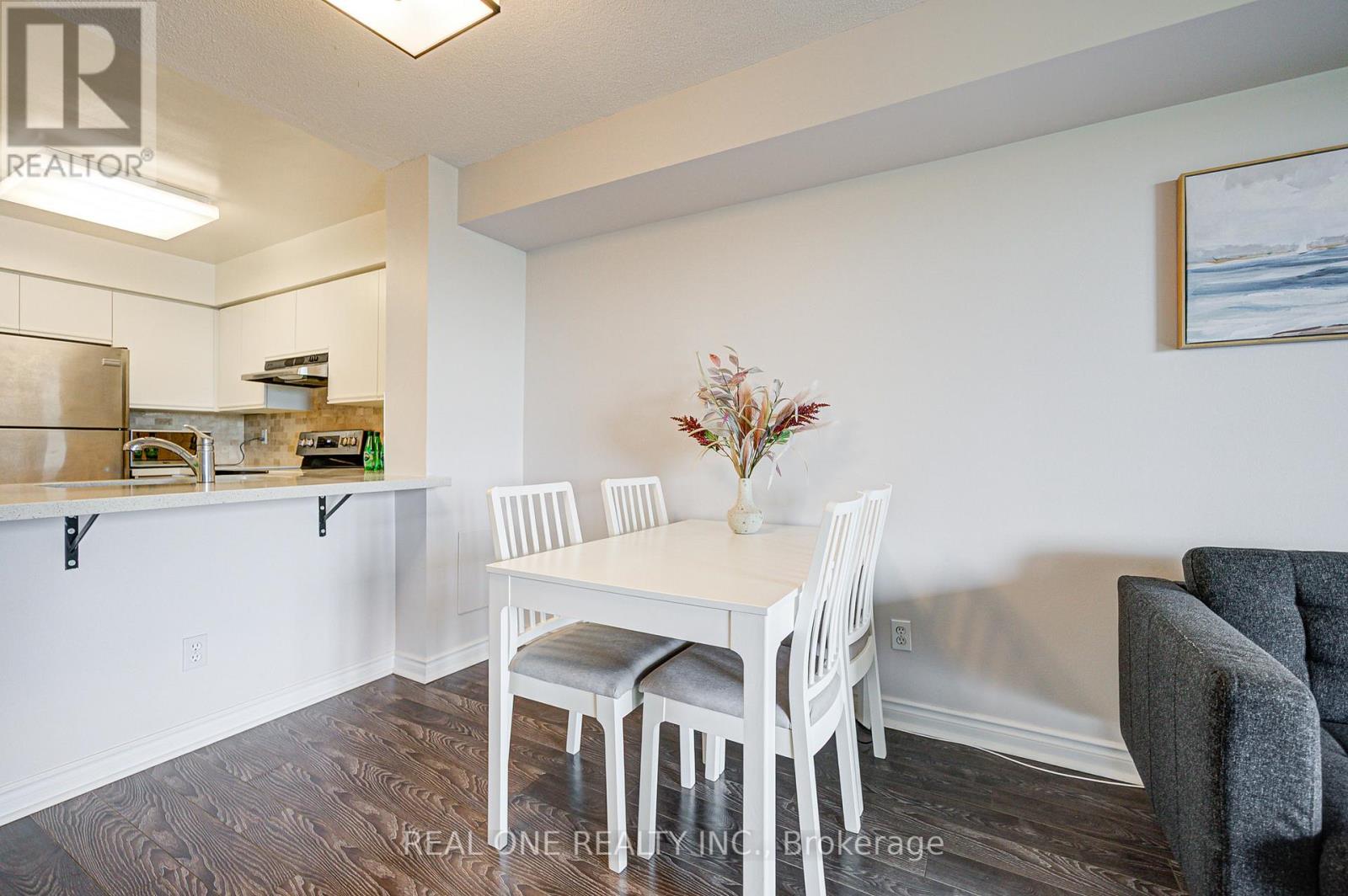 901 - 35 Empress Avenue, Toronto (Willowdale East), Ontario  M2N 6T3 - Photo 12 - C12209585