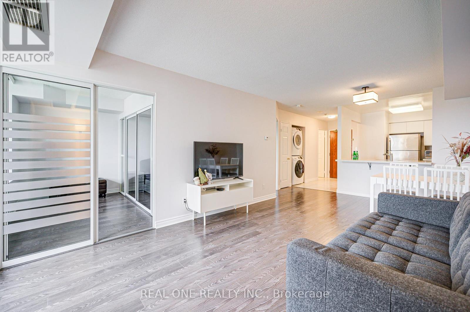 901 - 35 Empress Avenue, Toronto (Willowdale East), Ontario  M2N 6T3 - Photo 19 - C12209585