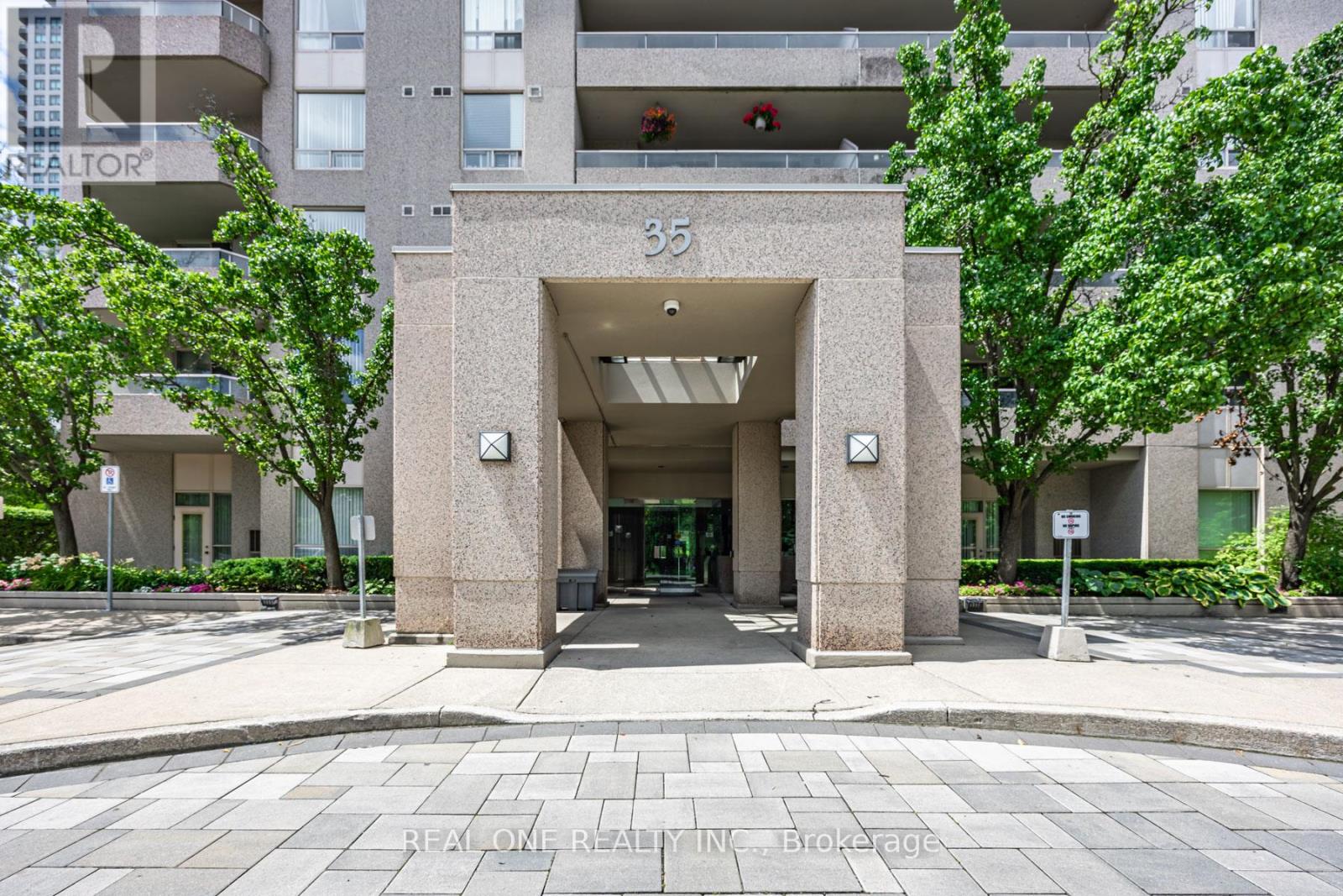 901 - 35 Empress Avenue, Toronto (Willowdale East), Ontario  M2N 6T3 - Photo 2 - C12209585