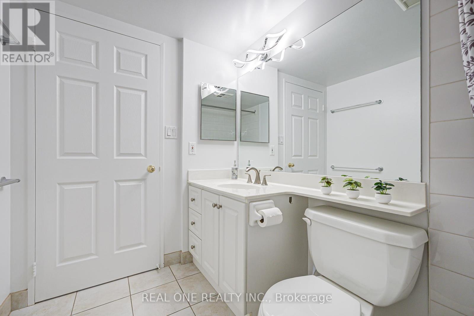901 - 35 Empress Avenue, Toronto (Willowdale East), Ontario  M2N 6T3 - Photo 26 - C12209585