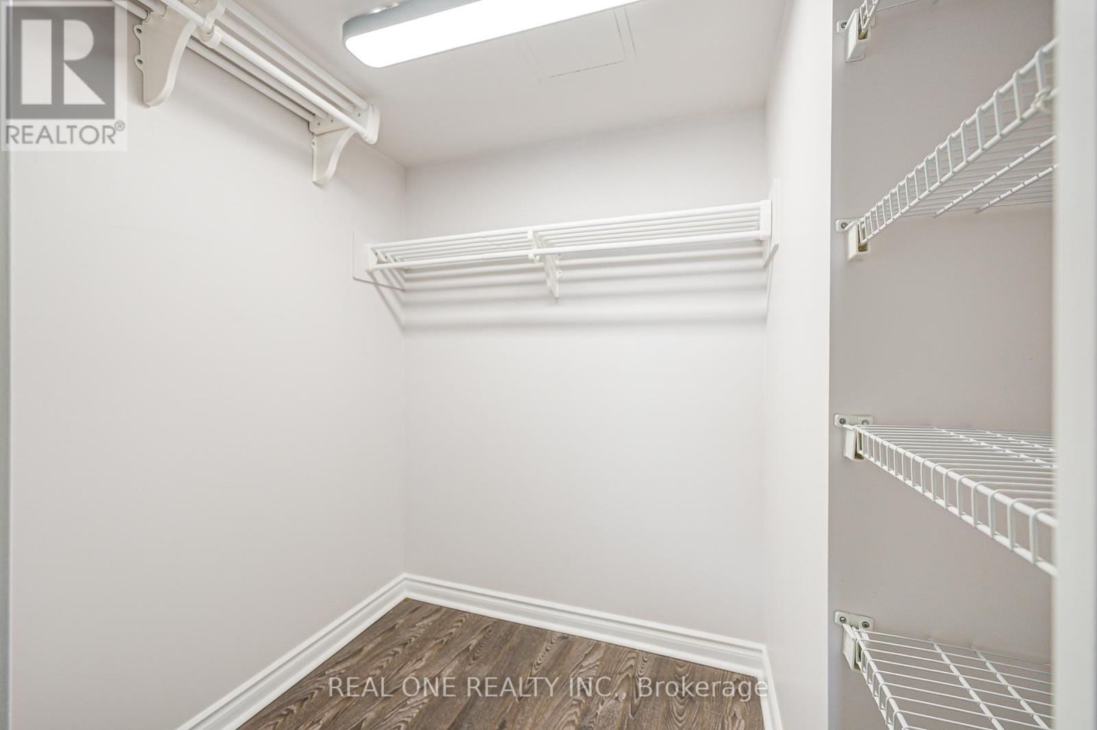 901 - 35 Empress Avenue, Toronto (Willowdale East), Ontario  M2N 6T3 - Photo 27 - C12209585