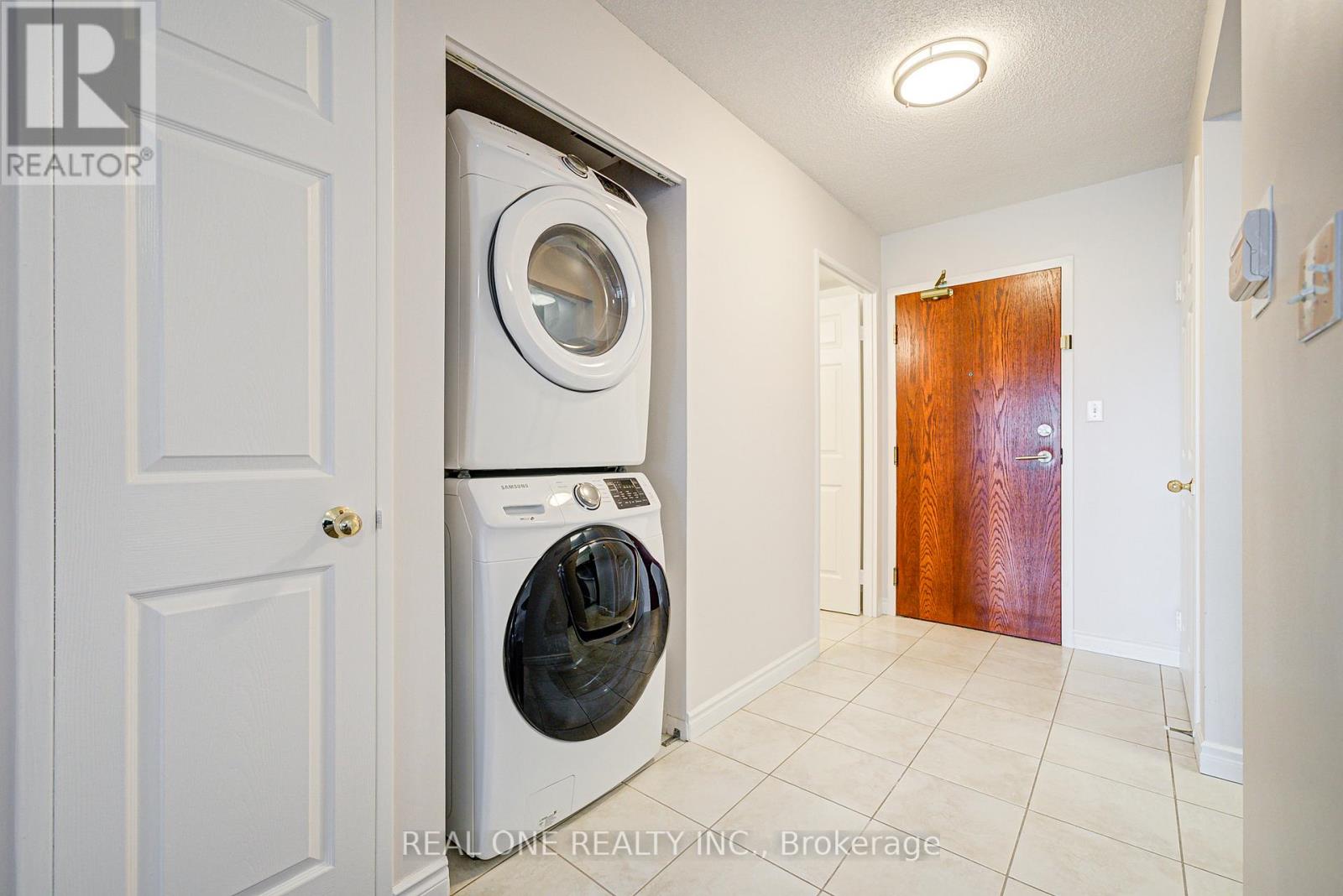 901 - 35 Empress Avenue, Toronto (Willowdale East), Ontario  M2N 6T3 - Photo 28 - C12209585
