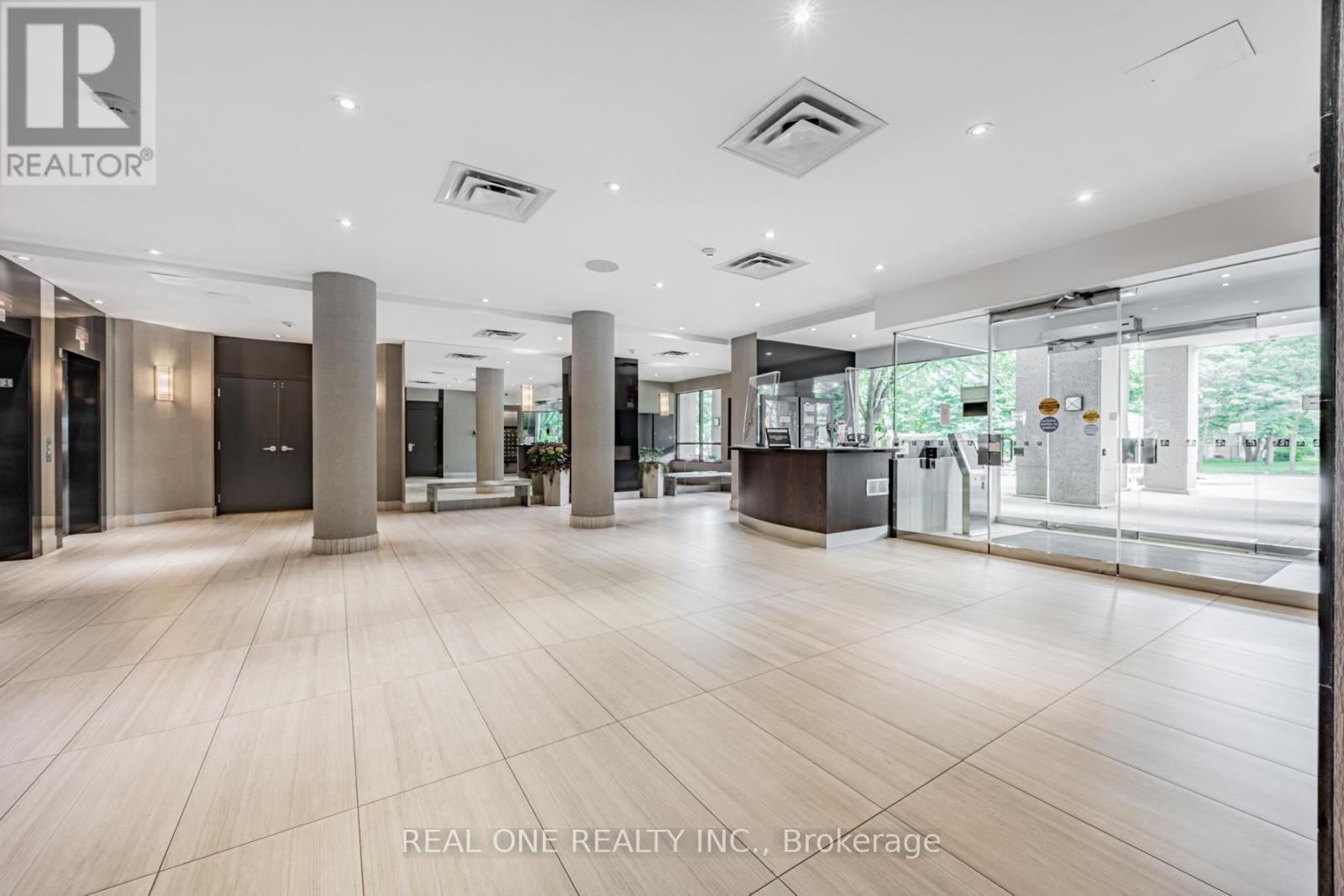 901 - 35 Empress Avenue, Toronto (Willowdale East), Ontario  M2N 6T3 - Photo 3 - C12209585