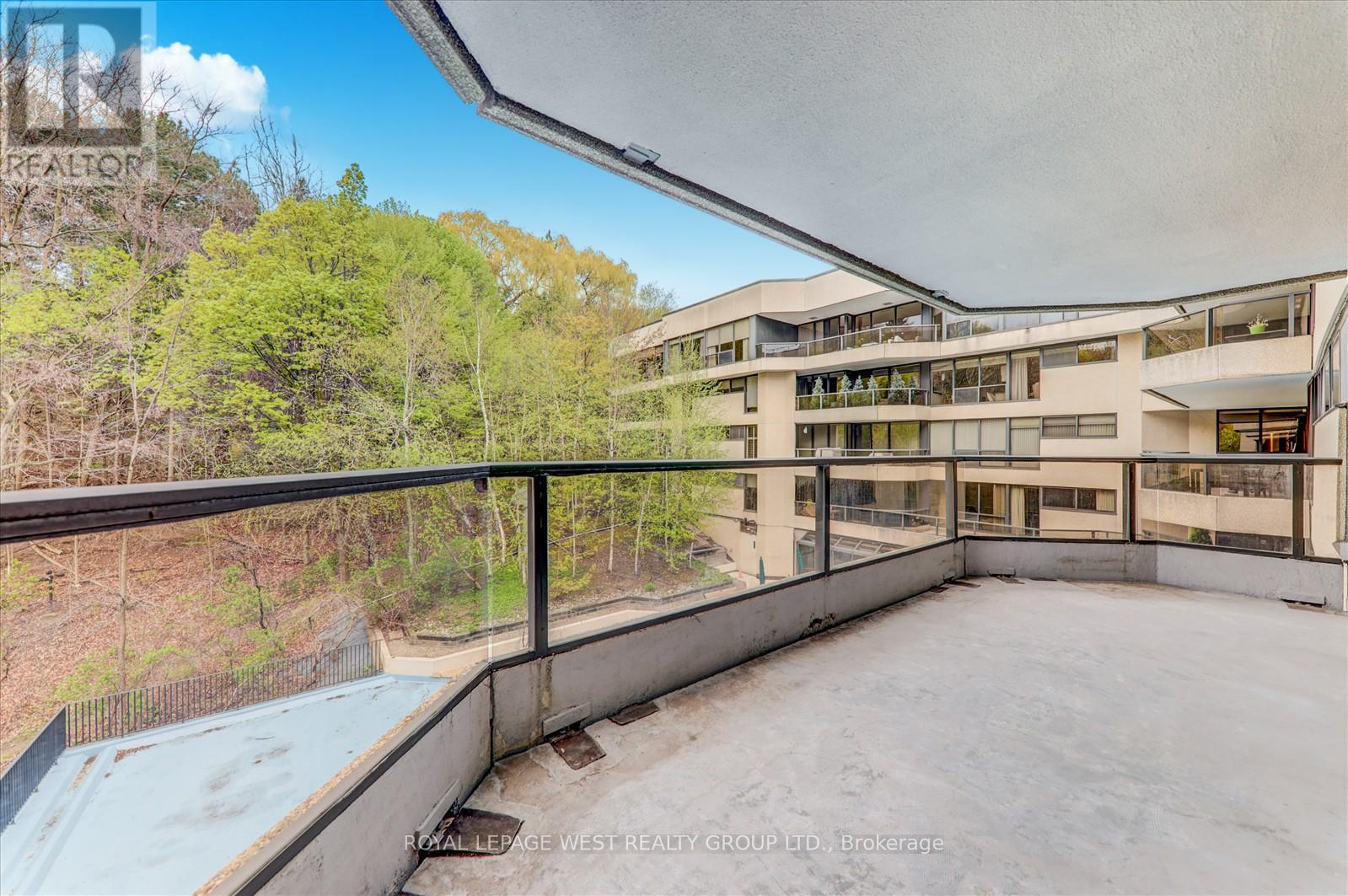 909 - 3900 Yonge Street, Toronto (Bedford Park-Nortown), Ontario  M4N 3N6 - Photo 20 - C12209590