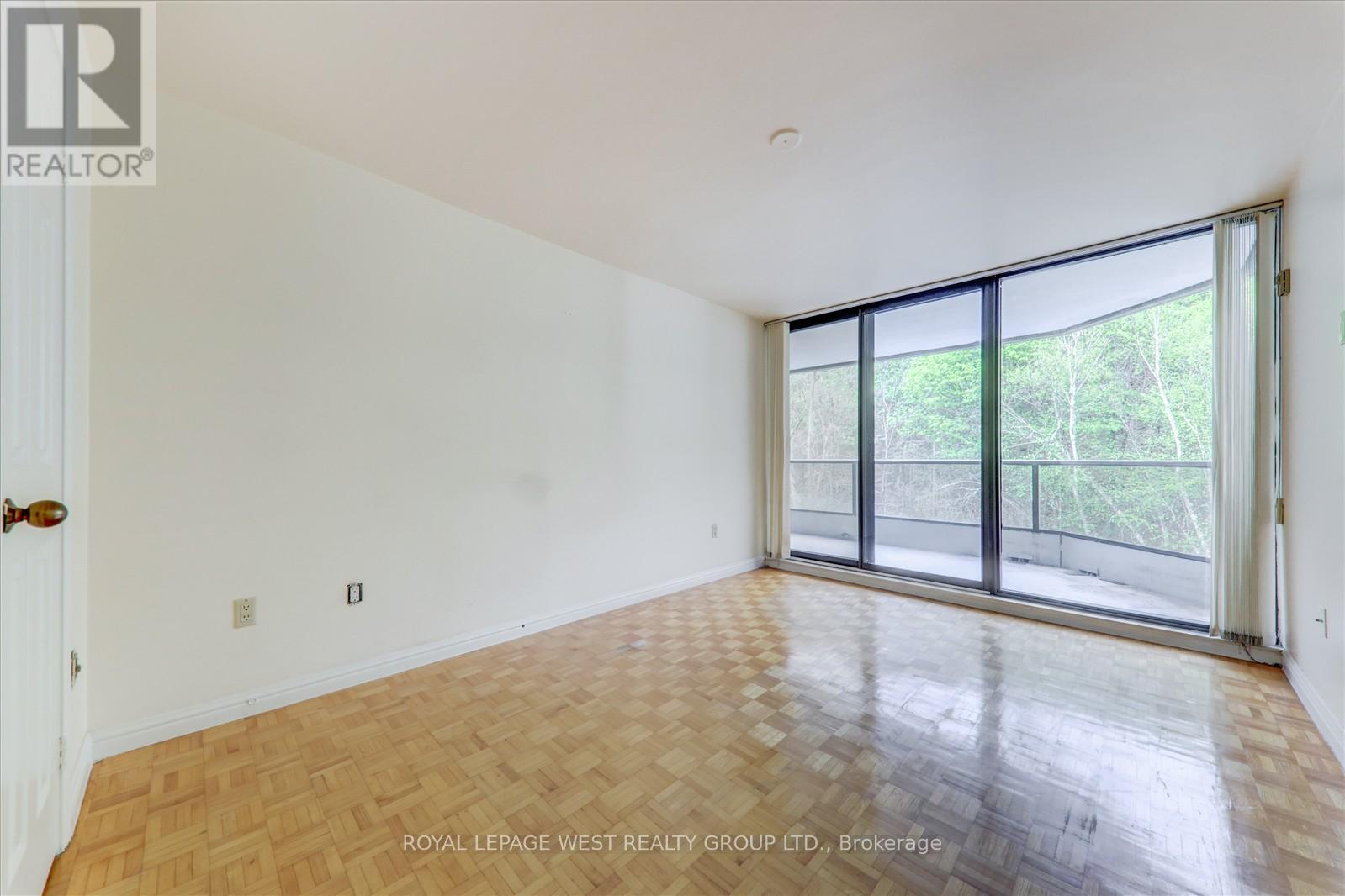 909 - 3900 Yonge Street, Toronto (Bedford Park-Nortown), Ontario  M4N 3N6 - Photo 22 - C12209590