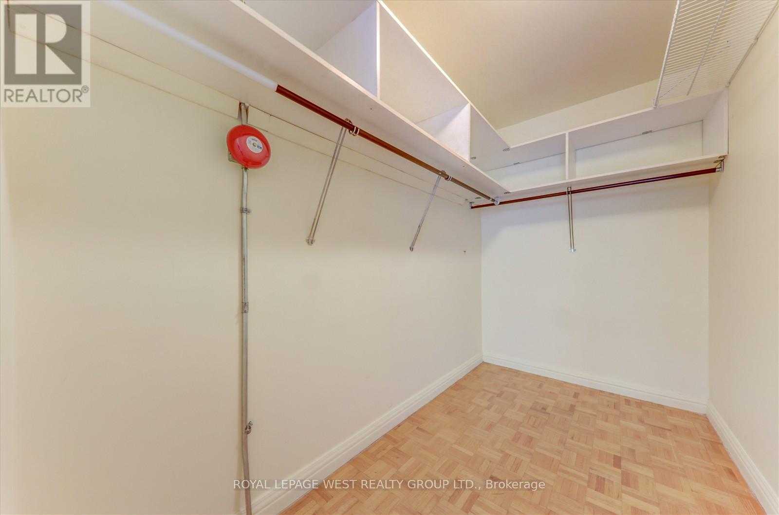 909 - 3900 Yonge Street, Toronto (Bedford Park-Nortown), Ontario  M4N 3N6 - Photo 27 - C12209590