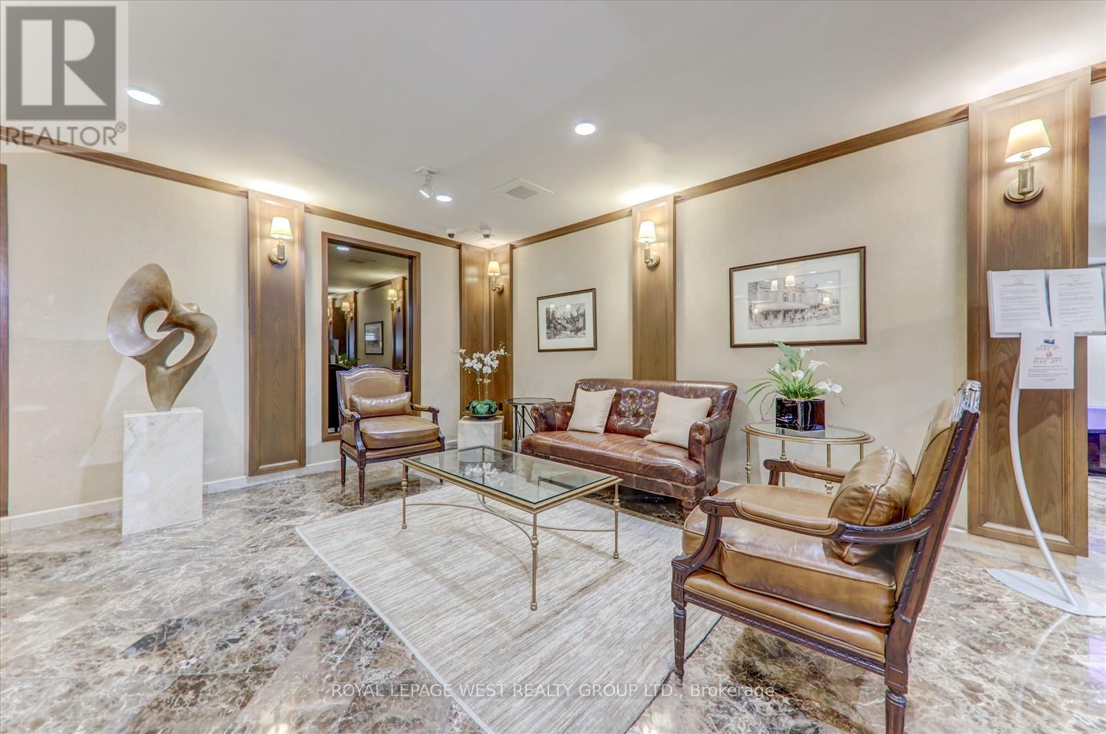 909 - 3900 Yonge Street, Toronto (Bedford Park-Nortown), Ontario  M4N 3N6 - Photo 4 - C12209590