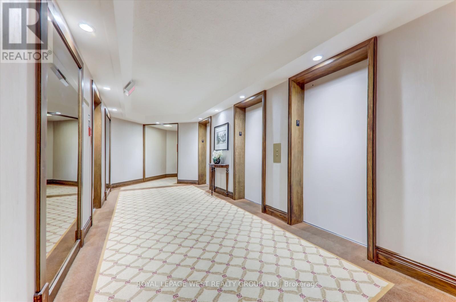 909 - 3900 Yonge Street, Toronto (Bedford Park-Nortown), Ontario  M4N 3N6 - Photo 5 - C12209590