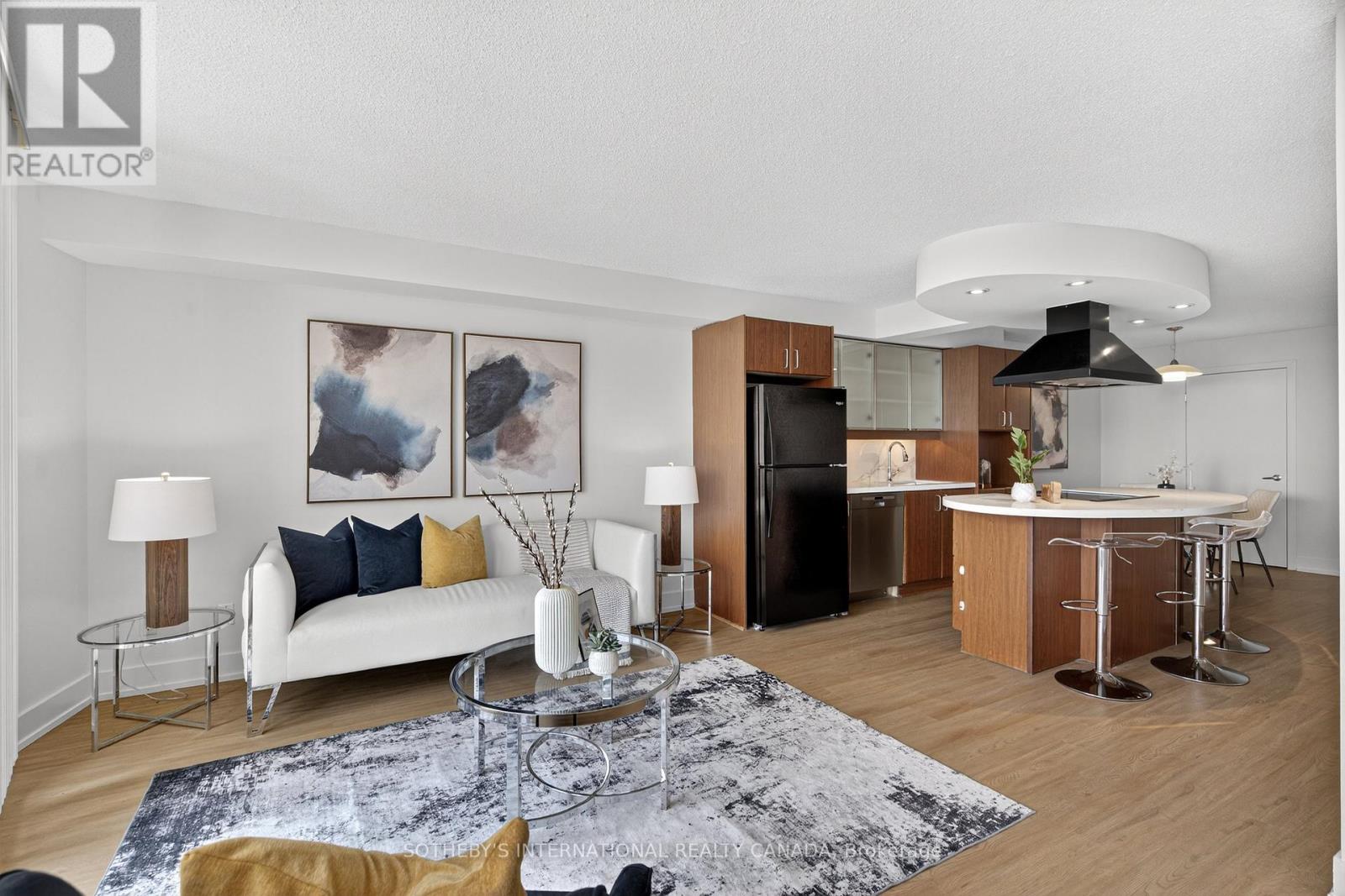 512 - 550 Queens Quay W, Toronto (Waterfront Communities), Ontario  M5V 3M8 - Photo 12 - C12209623