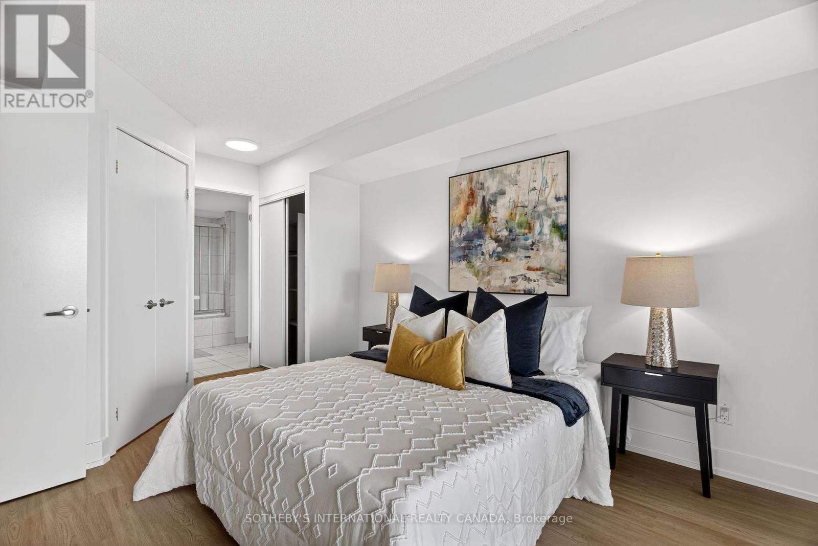 512 - 550 Queens Quay W, Toronto (Waterfront Communities), Ontario  M5V 3M8 - Photo 28 - C12209623