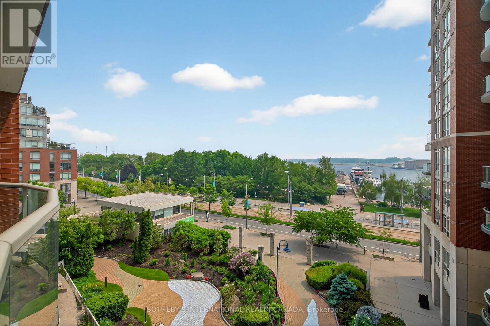 512 - 550 Queens Quay W, Toronto (Waterfront Communities), Ontario  M5V 3M8 - Photo 42 - C12209623