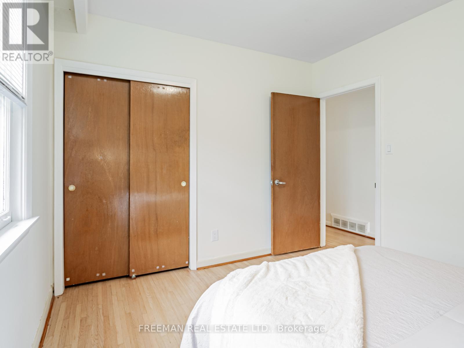 80 Cocksfield Avenue, Toronto (Bathurst Manor), Ontario  M3H 3S9 - Photo 15 - C12209627