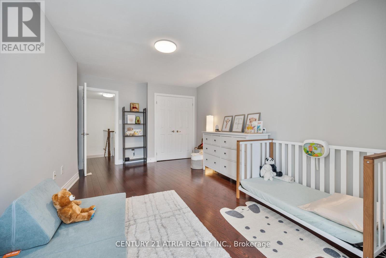 291 David Dunlap Circle, Toronto (Banbury-Don Mills), Ontario  M3C 4B9 - Photo 26 - C12209657