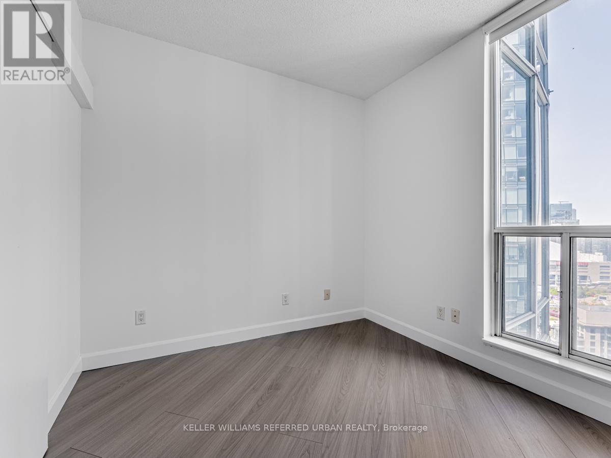 3202 - 8 York Street, Toronto (Waterfront Communities), Ontario  M5J 2Y2 - Photo 18 - C12209667