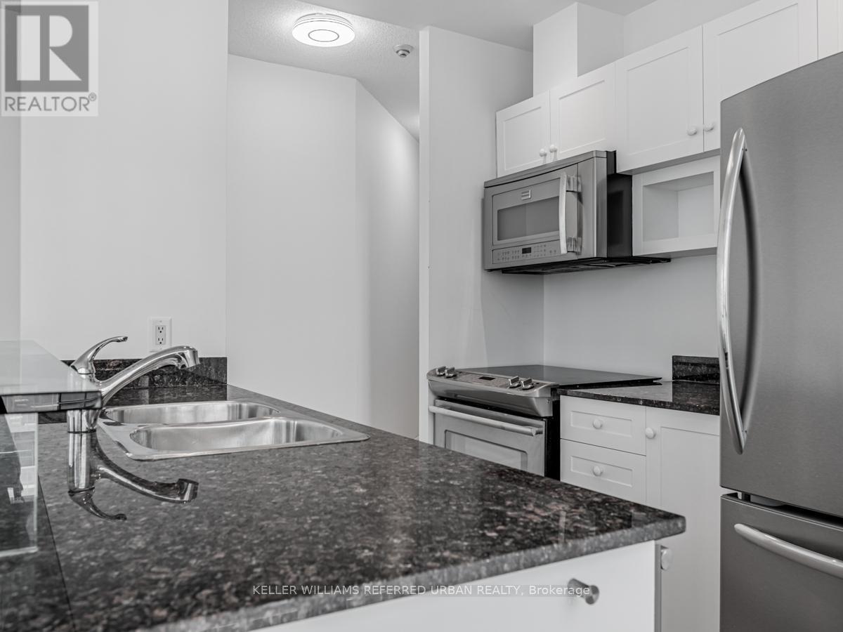 3202 - 8 York Street, Toronto (Waterfront Communities), Ontario  M5J 2Y2 - Photo 9 - C12209667
