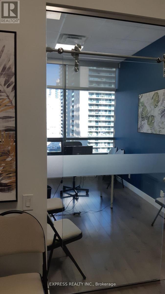 1002 - 4789 Yonge Street, Toronto (Willowdale East), Ontario  M2N 0G3 - Photo 24 - C12209743