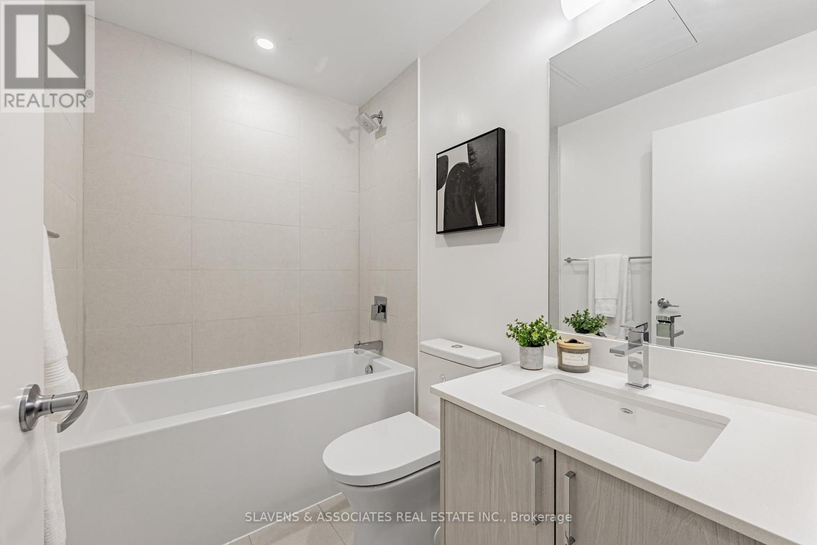 304 - 1 Cardiff Road, Toronto (Mount Pleasant East), Ontario  M4P 0G2 - Photo 12 - C12209791