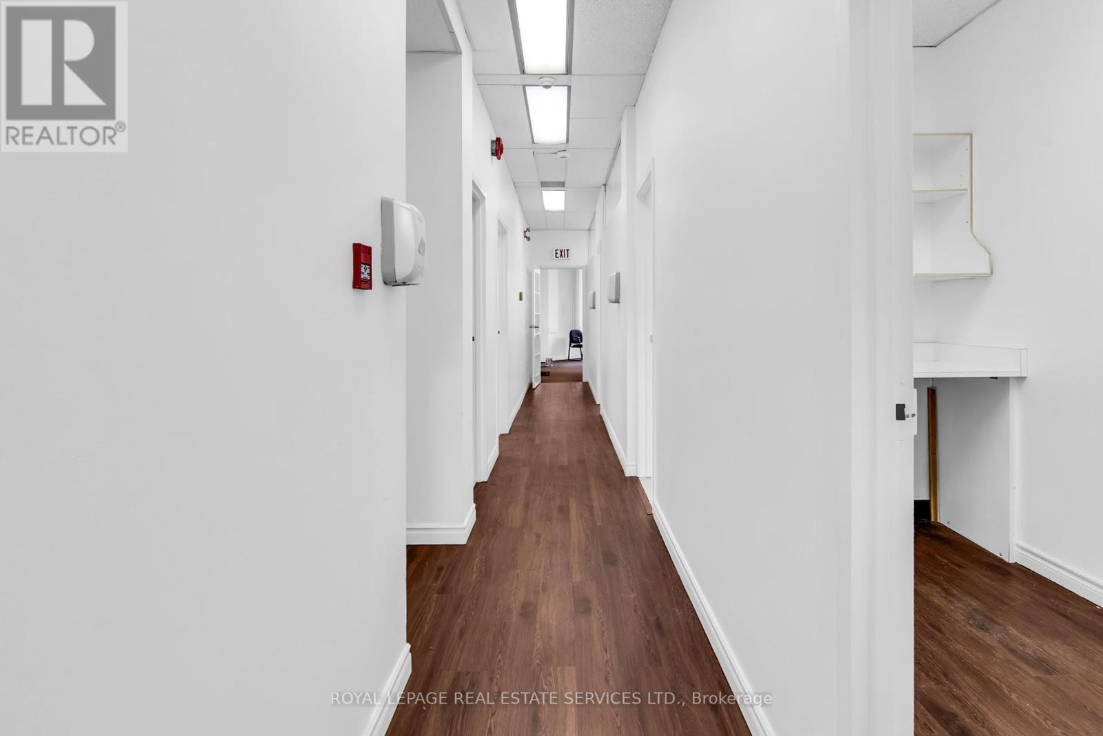 Main Floor - 346 Dundas Street W, Toronto, Ontario  M5T 1G5 - Photo 20 - C12209797
