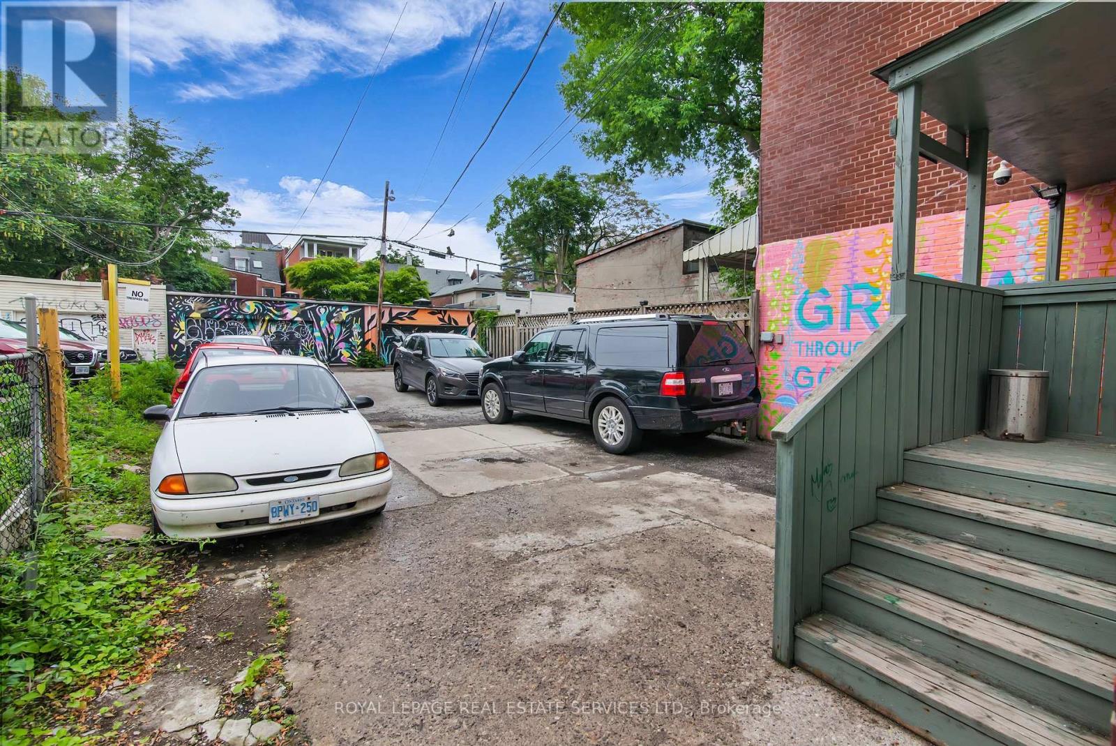 Main Floor - 346 Dundas Street W, Toronto, Ontario  M5T 1G5 - Photo 36 - C12209797