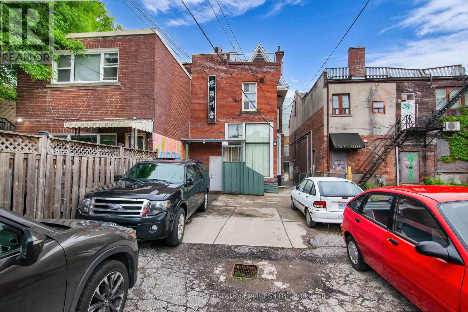 Main Floor - 346 Dundas Street W, Toronto, Ontario  M5T 1G5 - Photo 38 - C12209797