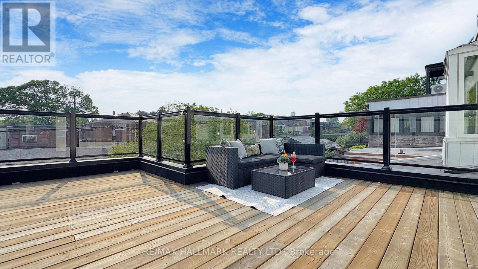 122 Crawford Street, Toronto, Ontario  M6J 2V4 - Photo 23 - C12209813