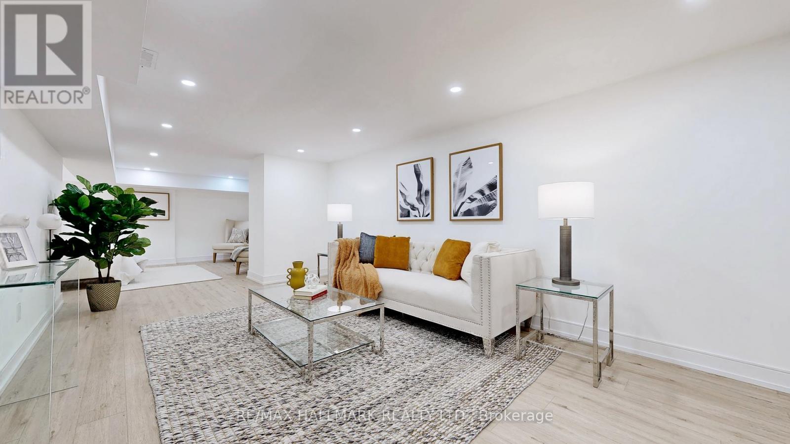 122 Crawford Street, Toronto, Ontario  M6J 2V4 - Photo 35 - C12209813