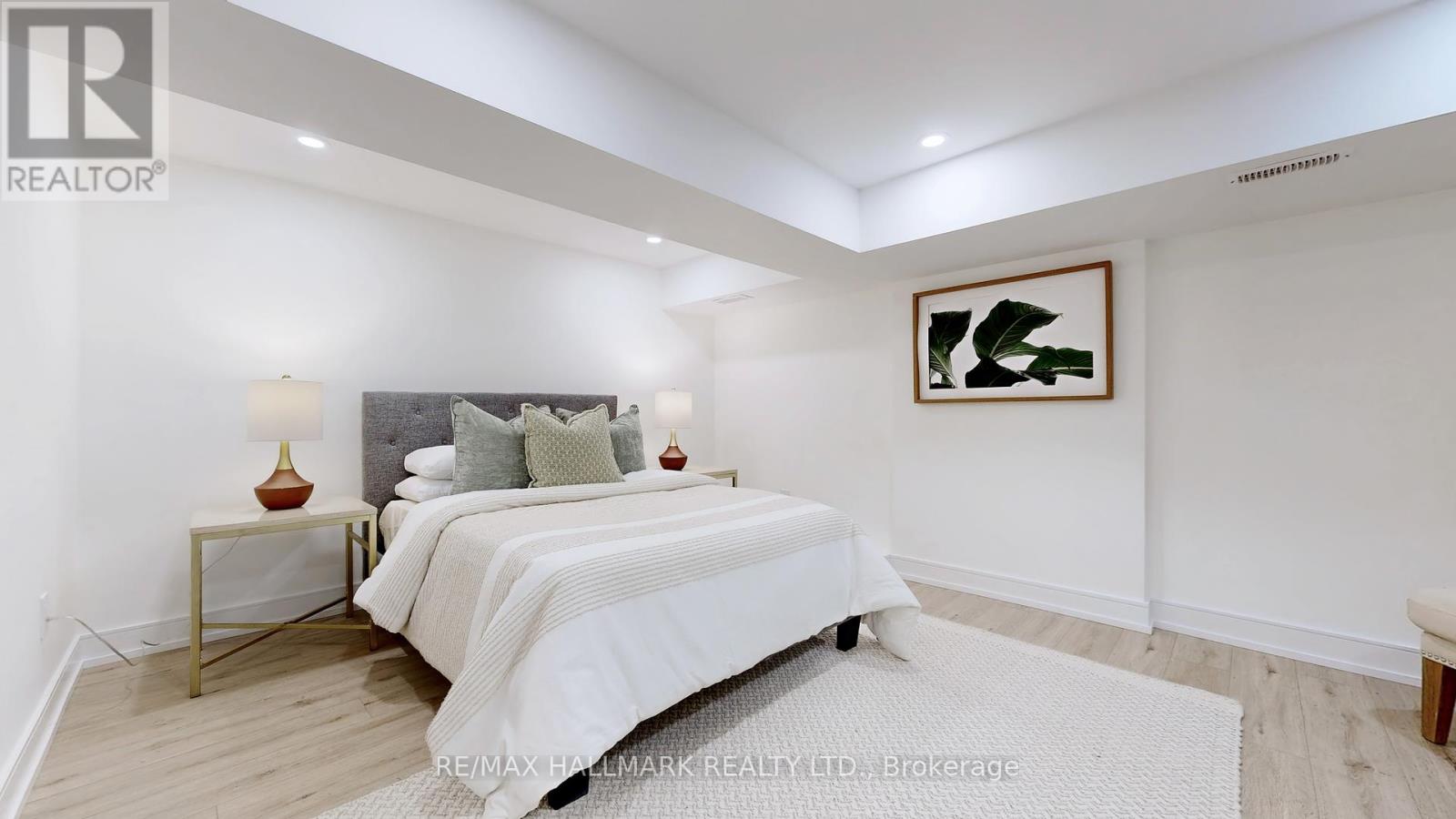 122 Crawford Street, Toronto, Ontario  M6J 2V4 - Photo 38 - C12209813