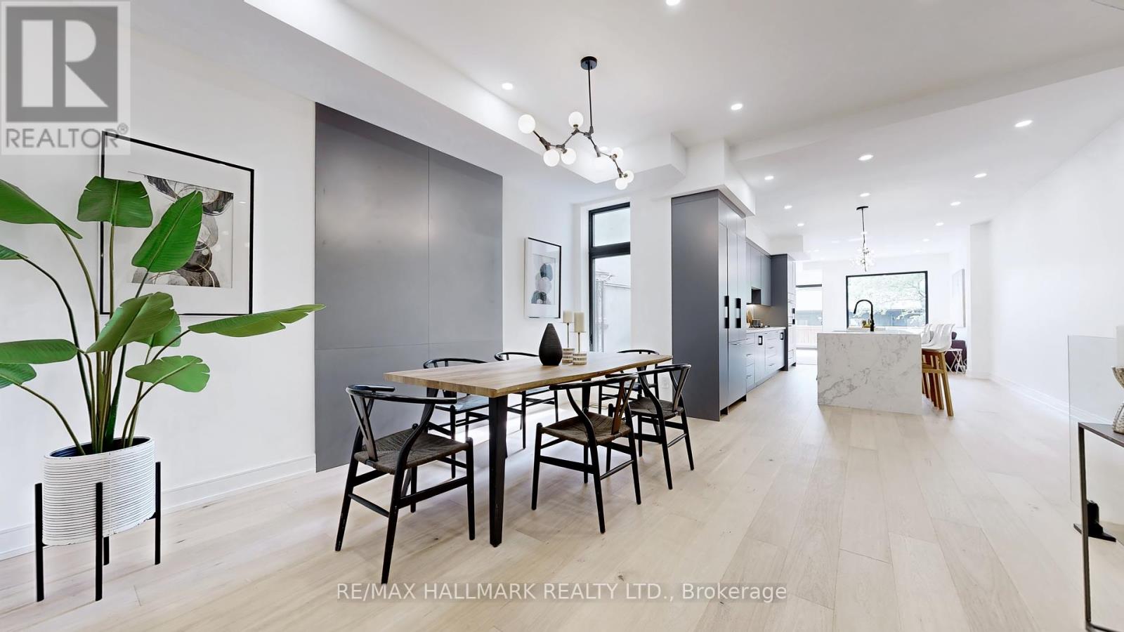 122 Crawford Street, Toronto, Ontario  M6J 2V4 - Photo 5 - C12209813
